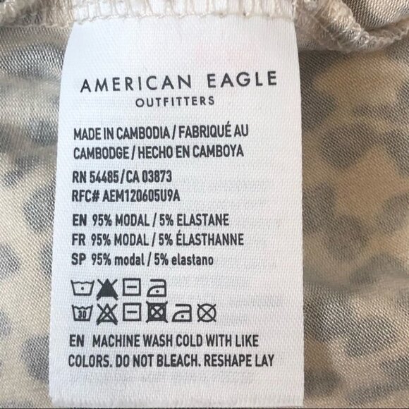 American Eagle Outfitters Cheetah Print Tshirt Size Medium - Picture 8 of 9
